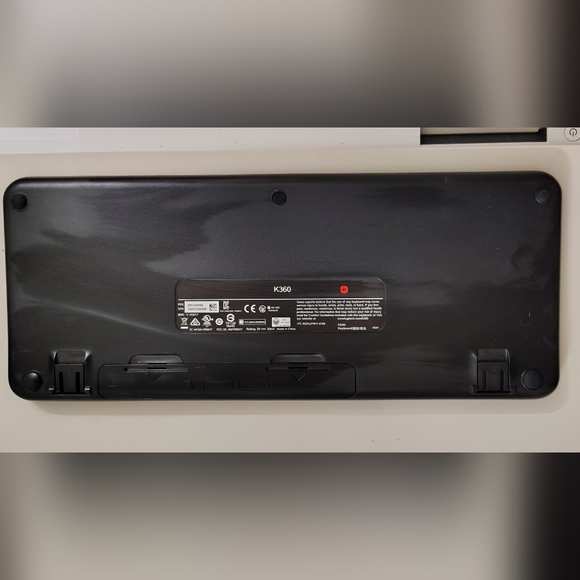 Logitech K360 Wireless Keyboard - Picture 2 of 2